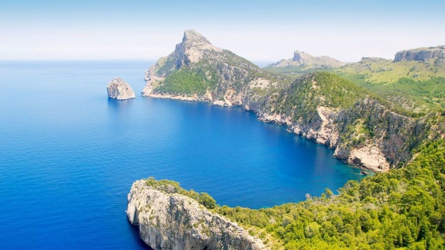 Mallorca: Formula Car Tour - The Tramuntana road to Banyalbufar and Estellencs