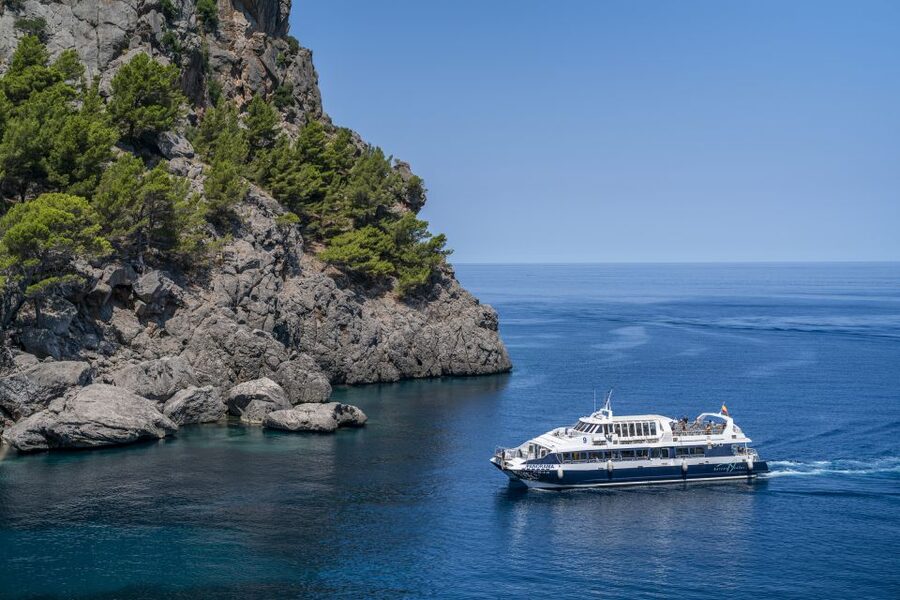 Mallorca: Island Tour with Boat, Tram & Train from the South - The coastal boat to Port de Sóller