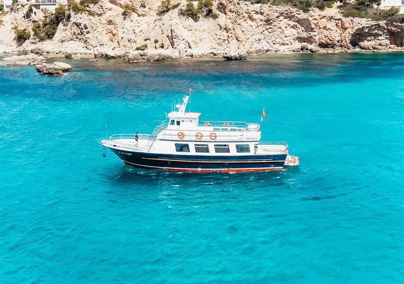 Mallorca: Palma Boat Tour & Snorkeling with Drink Included - Weather, comfort, and the practical details