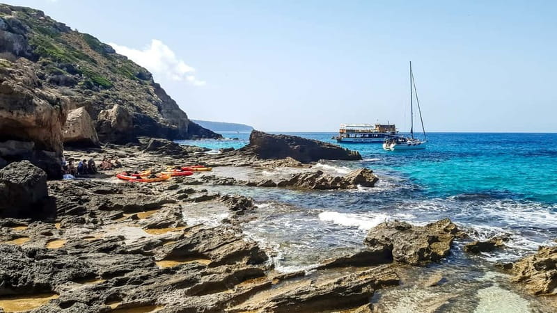 Mallorca: Sea Cave Kayaking Tour with Snorkeling and a Snack - The paddle back and the real physical effort