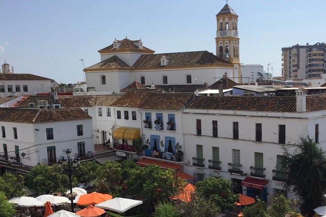 Marbella Old Town: Group Tour with a True Local - Capilla San Juan De Dios and the palace from 1502