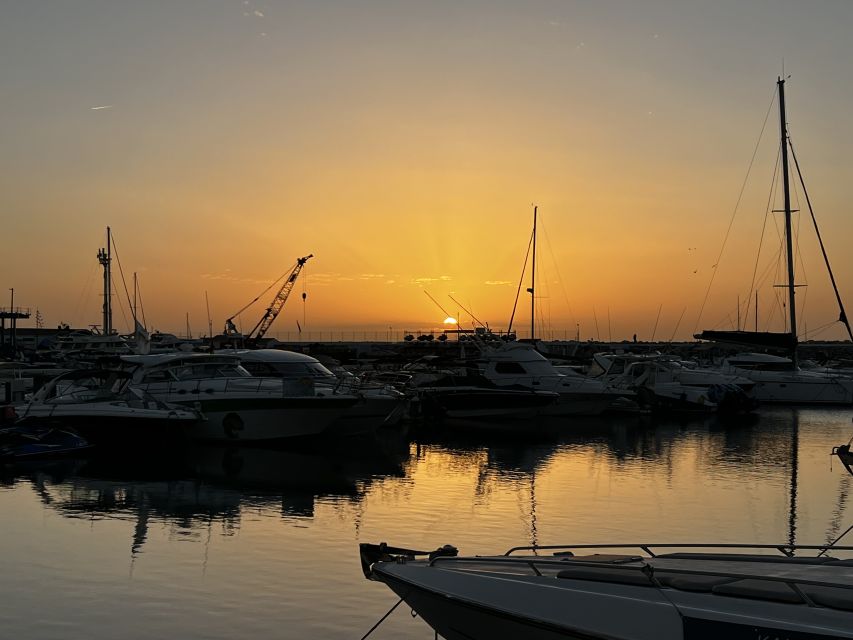 Marbella: Sunset Sailing Trip with Drinks and Snacks - Setting out from Puerto Banús at sunset