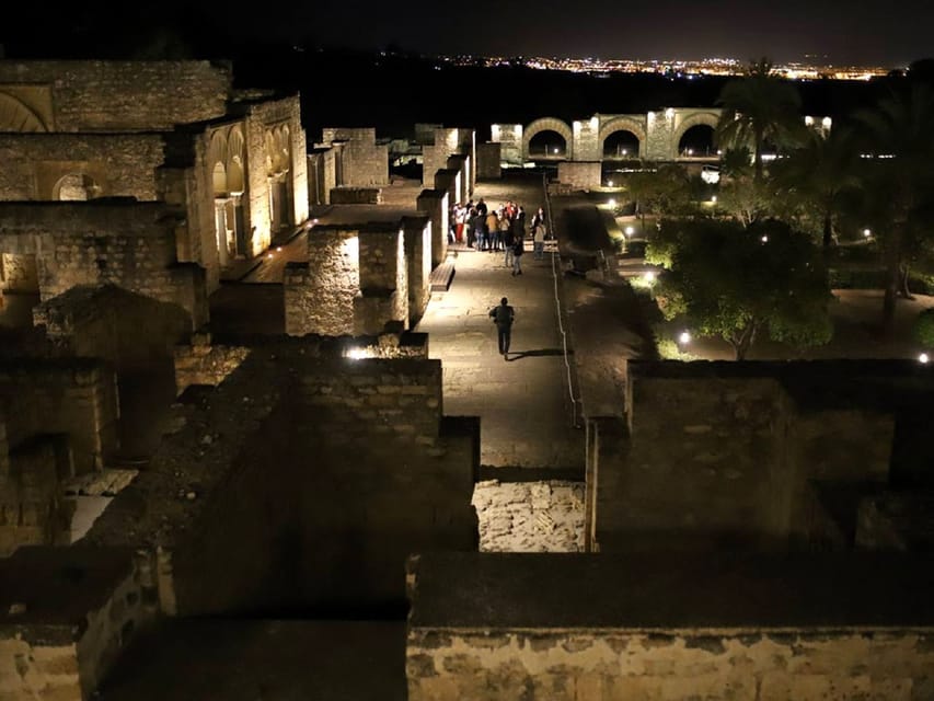 Medina Azahara Guided Tour at Night - Walking through the palace-city after dark