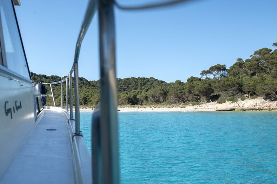 Menorca: 3.5 Hour South Coast Boat Excursion - Local food and drinks on board
