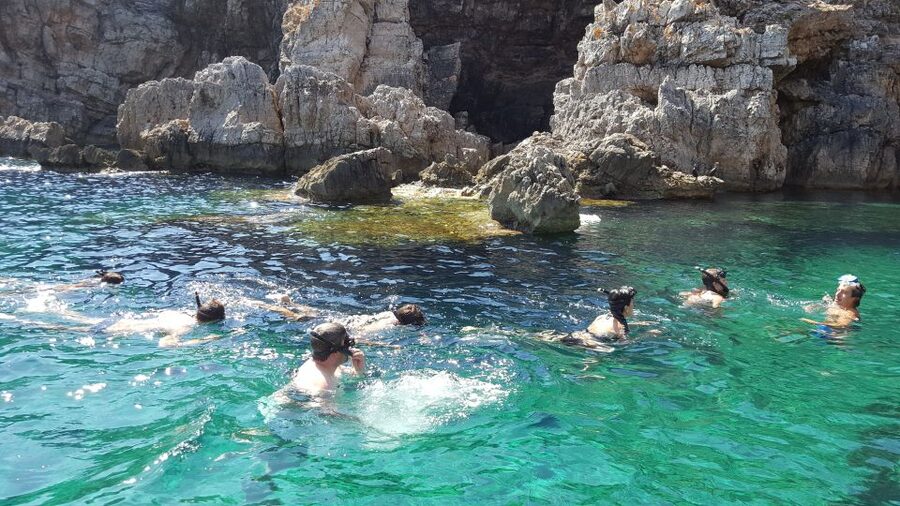 Menorca: Kayak and Marine Reserve Snorkeling Adventure - Quiet time at s’Arenelet beach