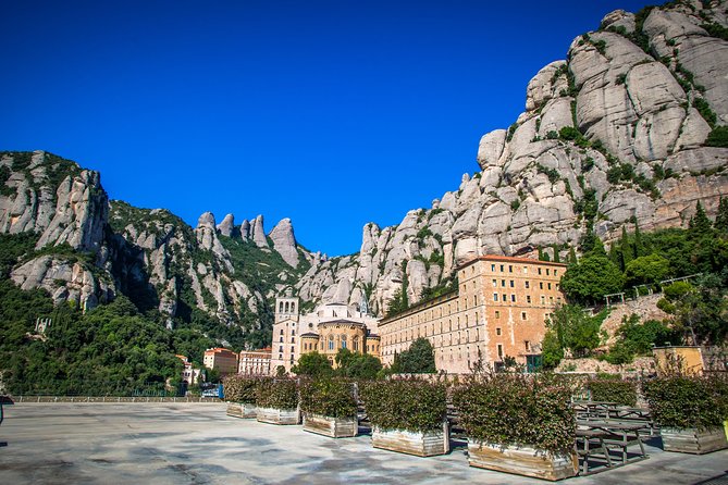 Montserrat Half Day Afternoon Tour from Barcelona - Starting beside the Palau de la Música at 8:30 a.m.