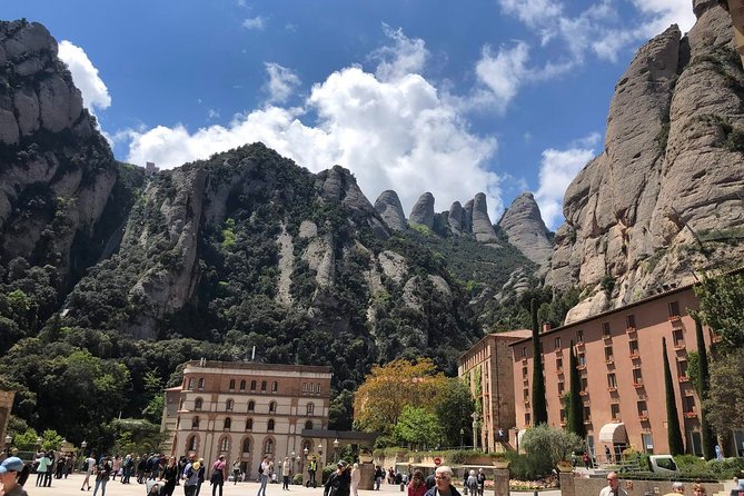 Montserrat Private Tour from Barcelona with Pick-up - Photo stops in Montserrat Natural Park