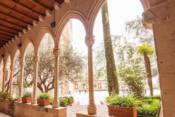 Montserrat with Black Madonna & Medieval Winery with Tapas/Lunch - Four hours, several possible Montserrat days