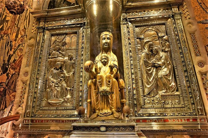 Montserrat with Cog-Wheel Train & Black Madonna Priority Access - Weather, walking, and practical preparation