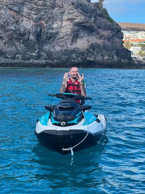 Morro Jable: Guided Jet Ski Safari (without license) - The shared jet ski question