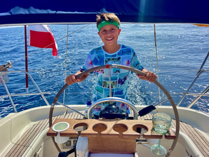 Morro Jable: Sailing Boat Excursion with Food and Drinks - Unlimited drinks, from soft drinks to champagne