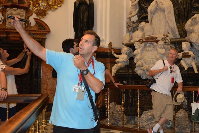 Mosque of Cordoba History Tour in English Tickets included - Is one hour enough?