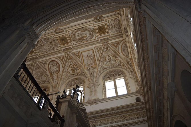 Mosque of Cordoba History Tour in English Tickets included - Group size, pace, and the audio receiver