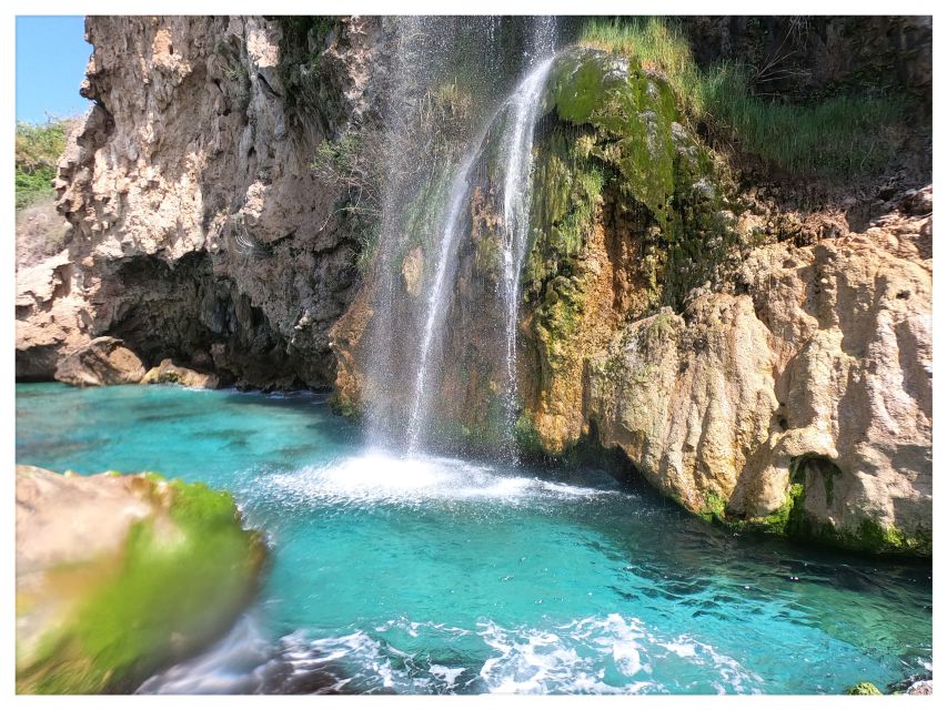 Nerja: Cliffs of Maro-Cerro Gordo Guided Kayak Tour - Paddling the short or long route
