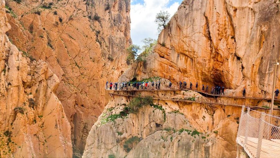 Nerja, Torrox, or Torre del Mar: Caminito del Rey Day Trip - Why the Caminito del Rey feels so special
