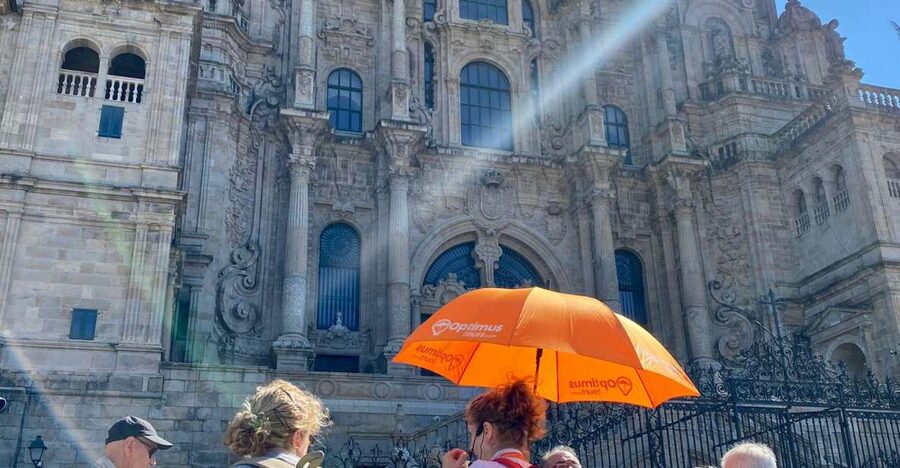 Old town walking tour in a small group - A small-group format with a personal feel