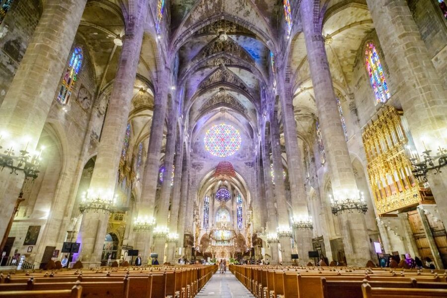 Palma: Cathedral of Mallorca Skip-the-Line Entry Ticket - The rose window is the moment to look up