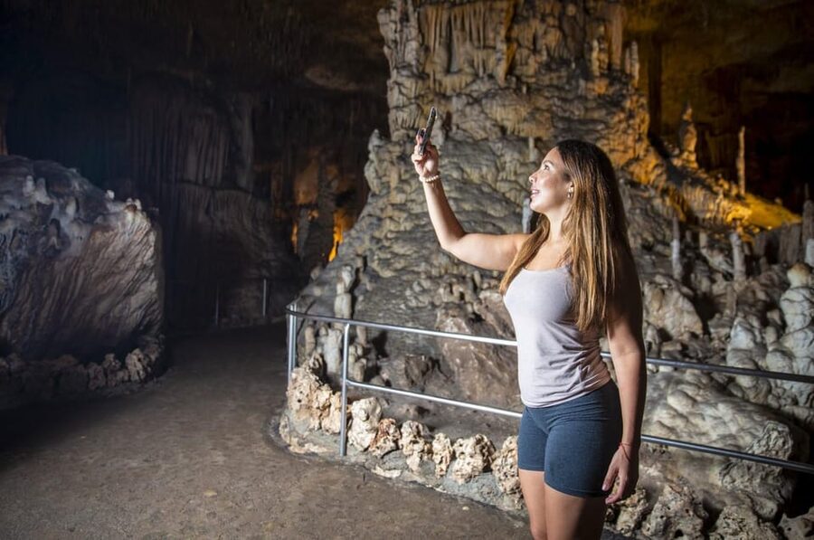 Palma: Caves of Drach Entrance, Music Concert, and Boat Trip - Entering the cave without the ticket-office wait