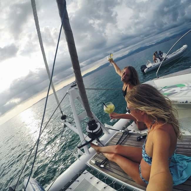 Palma de Mallorca: Deluxe Catamaran Sailing Tour with Meal - A quieter catamaran from Palma