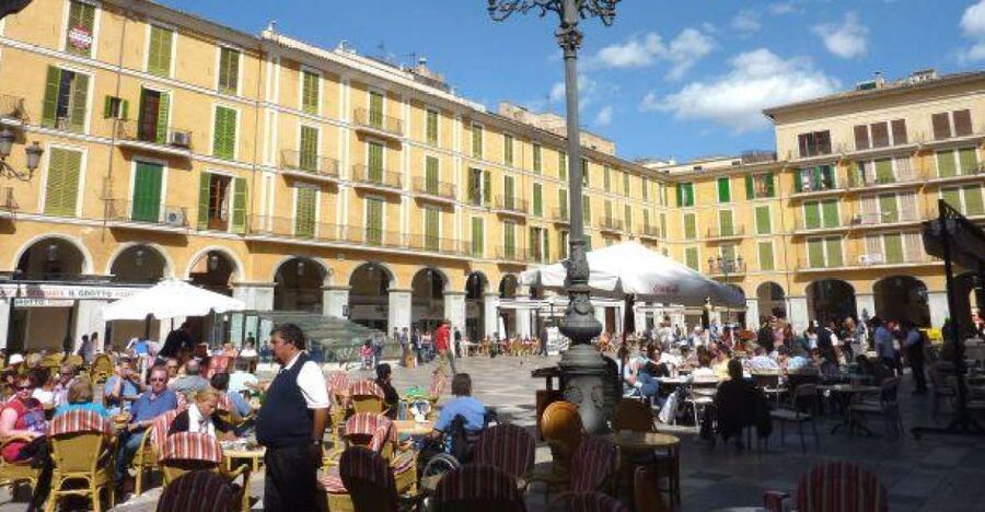 Palma de Mallorca: Guided Tour of the Old Town - BORN, Plaça Cort, and central Palma