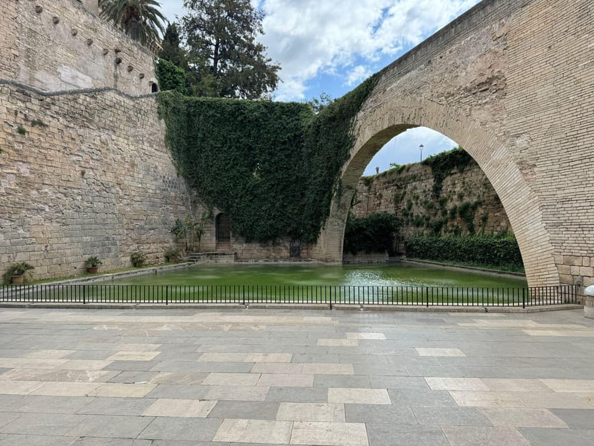 Palma de Mallorca Old Town Guided Bike Tour (Small Groups) - Santa Eulàlia and the cathedral façade