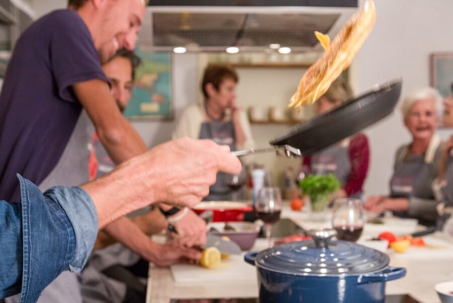 Palma de Mallorca: Spanish Cooking Experience - What happens during the three-hour class