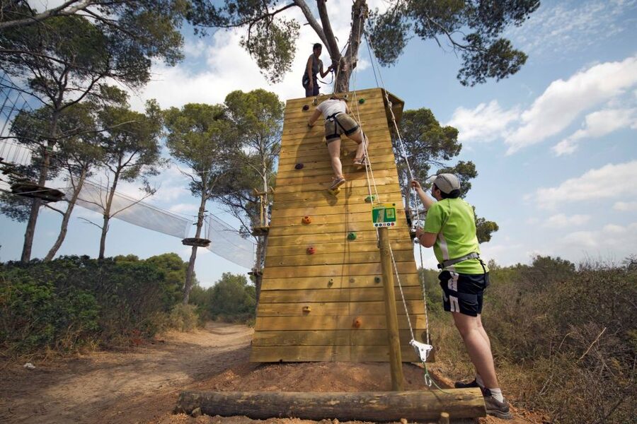Palma: Family or Sports Course Adventure at Forestal Park - The safety briefing sets the tone