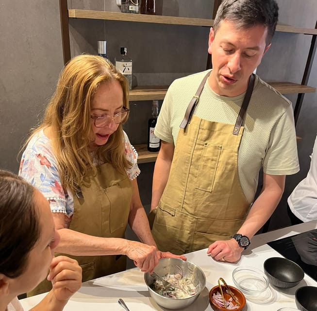 Palma: Mediterranean Cooking Class with Drinks - The welcome drink sets the tone