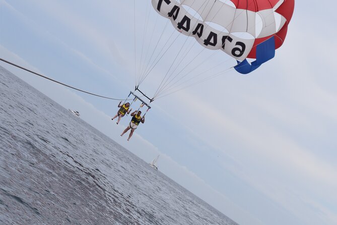 Parasailing in Alicante - Photos, phones, and extra costs