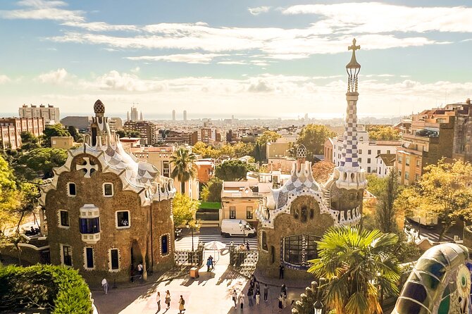 Park Guell and Sagrada Familia Tour with Skip the Line Tickets - Why these two Gaudí sites work well together
