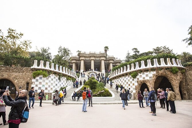 Park Guell Guided Tour with Skip the line Ticket - The lower court and its 86 Doric columns
