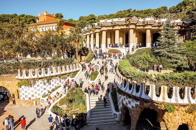 Park Guell Guided Tour with Skip the Line Tickets - Why Park Güell works best with some context