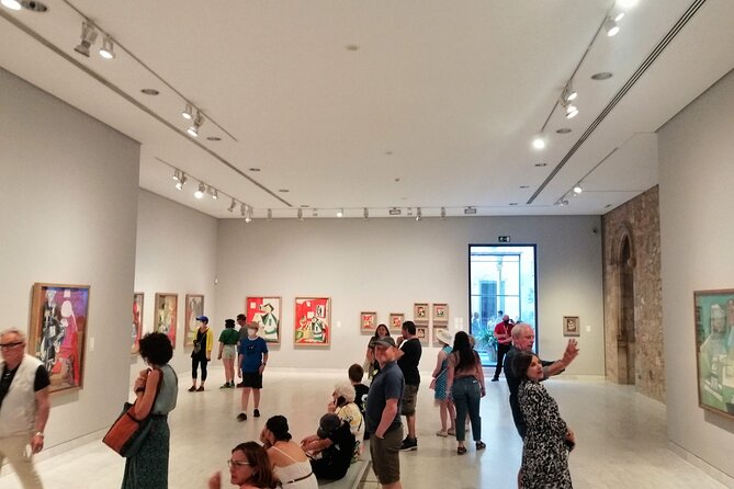 Picasso Museum and Walking Tour Plus Optional Wine & Food Tasting - The optional Vila Viniteca tasting