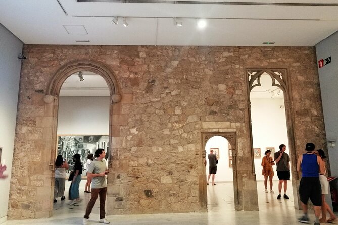 Picasso Museum and Walking Tour Plus Optional Wine & Food Tasting - What the $48.37 price delivers