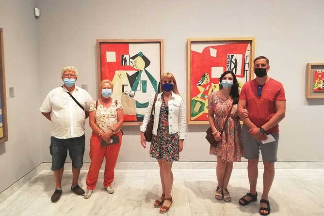 Picasso Museum Skip-the-Line Guided Tour - Group size, museum crowds, and the pace
