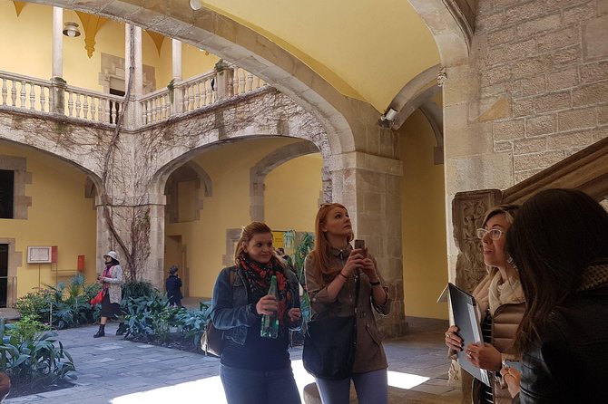 Private Barcelona Old Town and Gothic Quarter Walking Tour - Plaça Reial and the changing face of the old city
