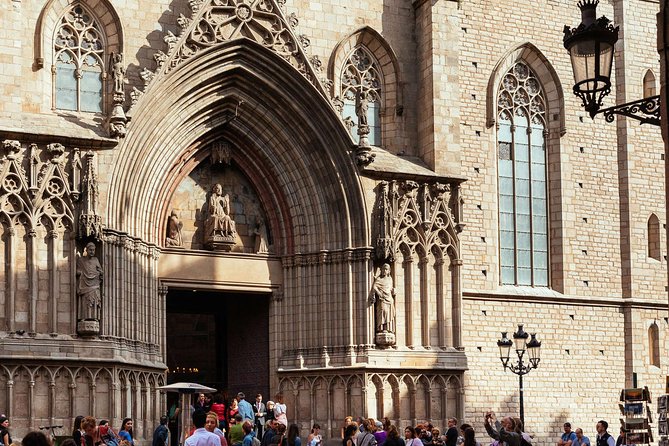 Private City Kickstart Tour: Barcelona - El Born, where local advice becomes the point