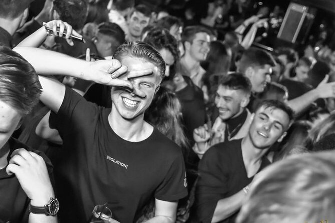 Pub Crawl Madrid by Mad Party Crew - The final club depends on your night of the week
