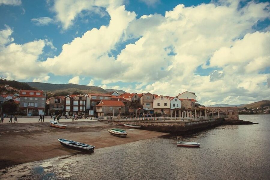Rías Baixas: Guided Day Tour from Santiago with Boat Ride - Why the Rías Baixas make a good day from Santiago