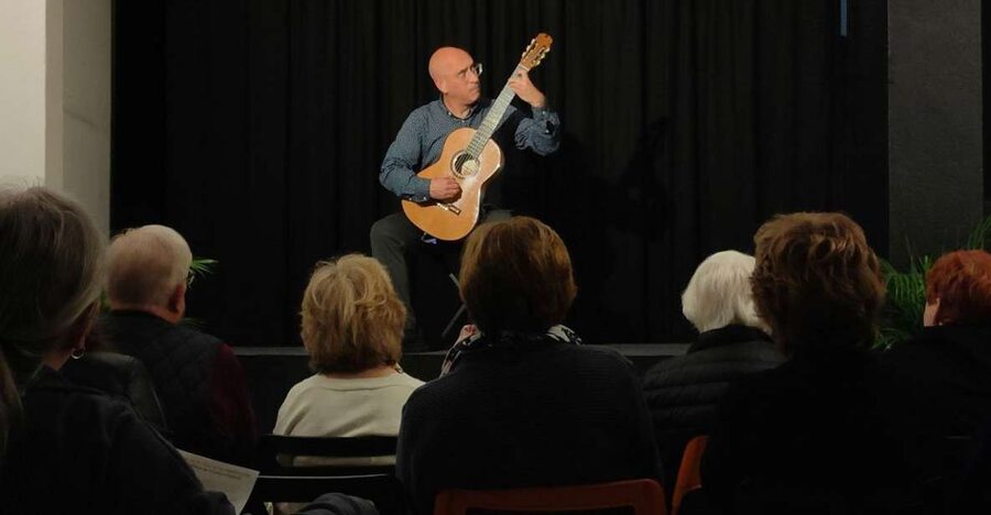 Ronda: Spanish - Classical & Flamenco - Guitar Concert - Inside Ronda Guitar House on Calle Virgen de los Remedios