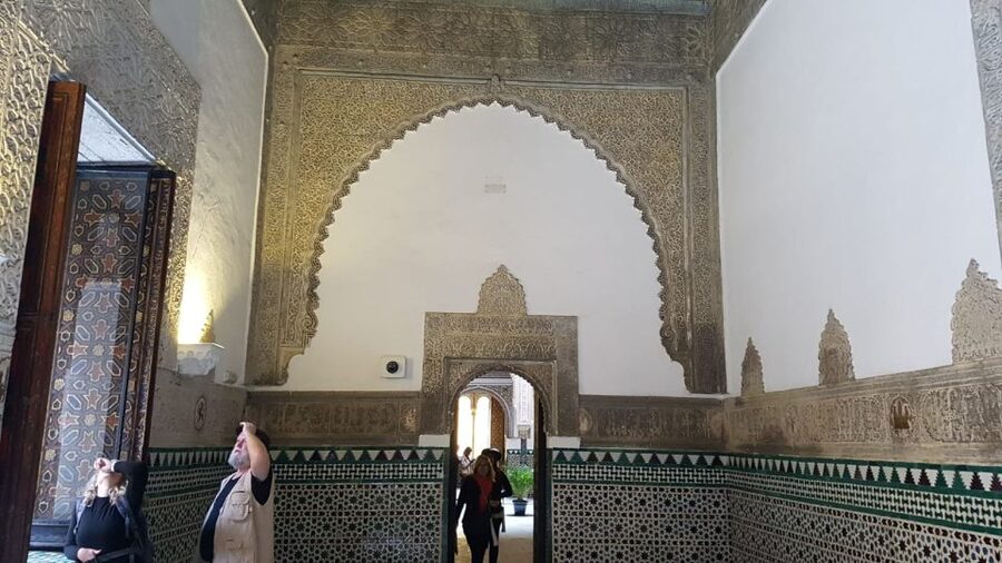 Royal Alcázar of Seville Skip-the-Line Guided Tour - Meeting at Plaza del Triunfo