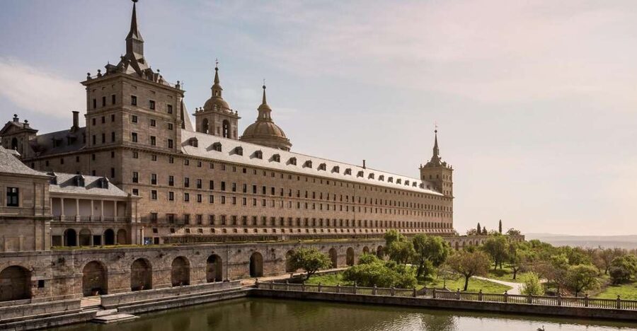 Royal Site of San Lorenzo de El Escorial Entrance Ticket - From the stern exterior to the decorated interior