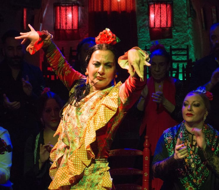Sacromonte: Flamenco Show at Cuevas Los Tarantos Tickets - Entering Cuevas Los Tarantos in Sacromonte