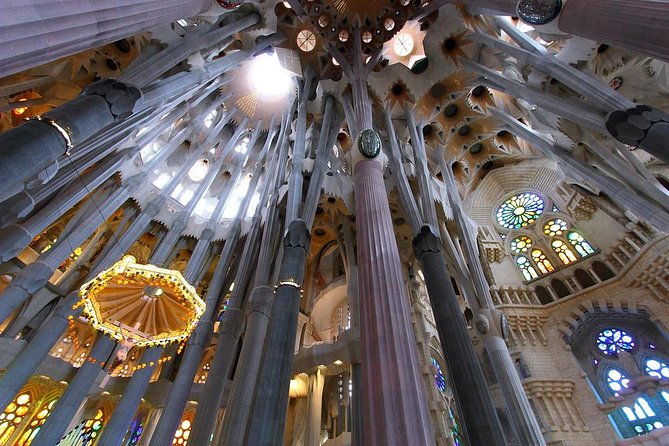 Sagrada Familia Evening Private Tour with Expert Guide - The guides are the heart of the experience