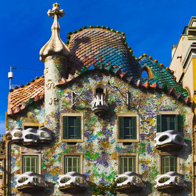 Sagrada Familia & Gaudi Guided Tour Private or Small Groups - From Las Ramblas to Gaudí’s first city work