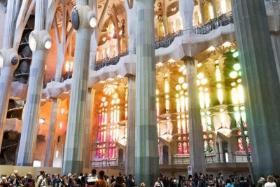 Sagrada Familia & Gaudi Tour Private or Small Group with Tickets