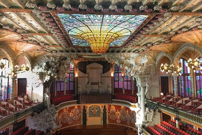 Sagrada Familia & Gaudi Tour Private or Small Group with Tickets - Who should book this Barcelona tour?