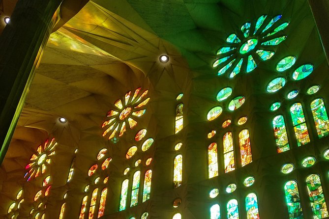 Sagrada Familia Guided Tour with Towers Access - The tower visit: elevator up, stairs down