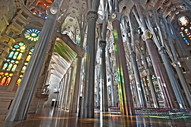 Sagrada Familia & Montserrat Private Tour with Hotel pick-up - Why this private combination works