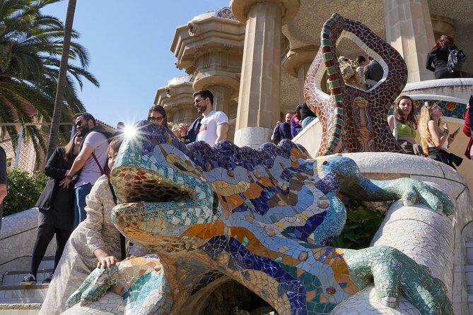 Sagrada Familia & Park Guell Guided Tour with Skip The Line - What the $123.74 price really buys